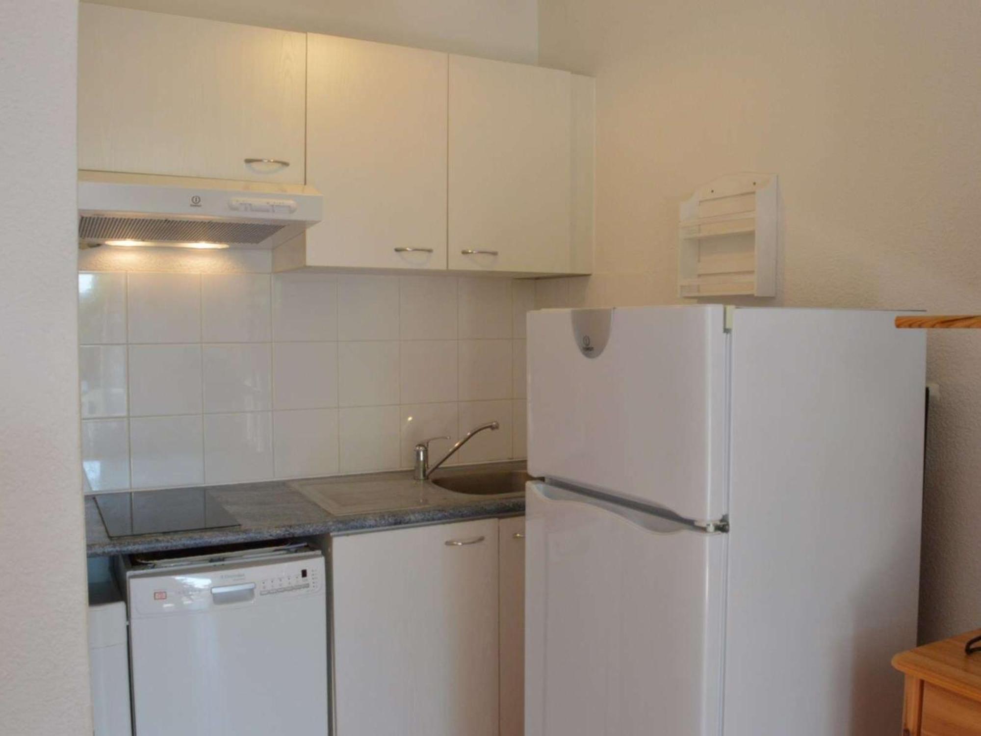 Pavillon A Narbonne Plage, 6 Couchages, Terrasse, A 300M De La Plage, Parking, Menage Inclus - Fr-1-229B-24 المظهر الخارجي الصورة